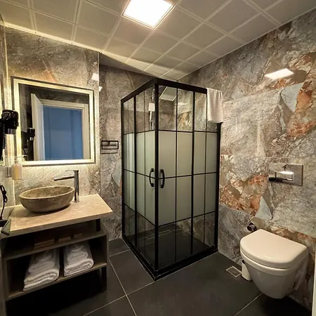 Talles Hotel